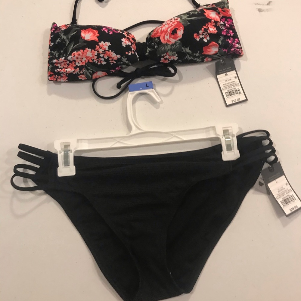 NWT Target Floral Swim Top and Black Lined Bottoms